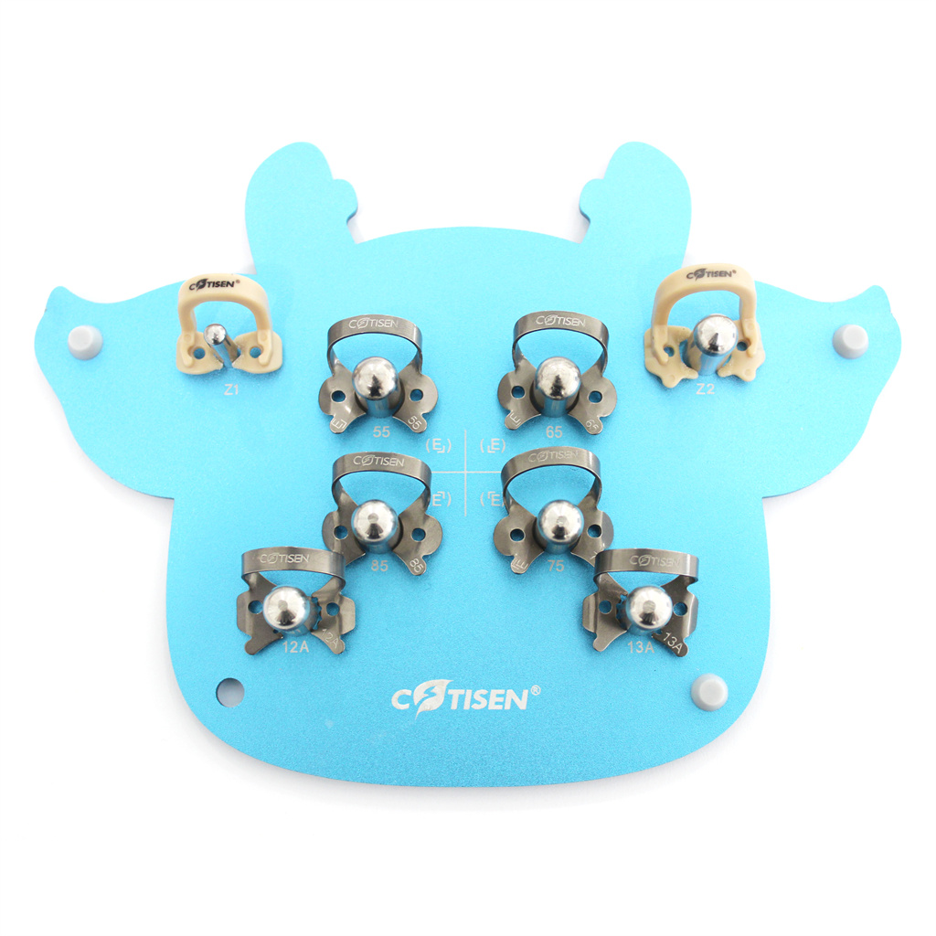 1729063736037084612.jpg (1024×1024)